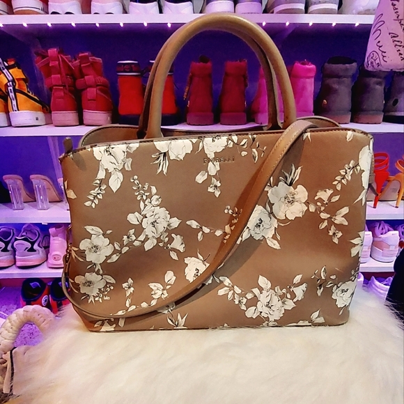 GIORGIO FIORELLI purse and satchel . - Picture 1 of 7
